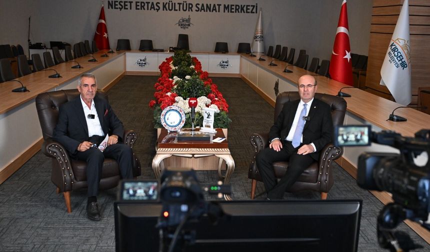 Başkan Ekicioğlu, Çiğdem Haber’de gündeme damga vurdu: Kırşehir’in geleceğinden siyasete dikkat çeken mesajlar!