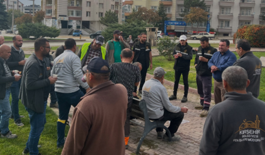 Kırşehir'de Belediye İşçileriyle Dayanışma Buluşması!