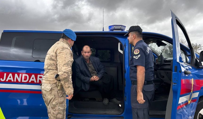 Kırşehir’de Kayıp Alarmı Mutlu Sonla Bitti! Jandarma Dağlık Arazide Buldu