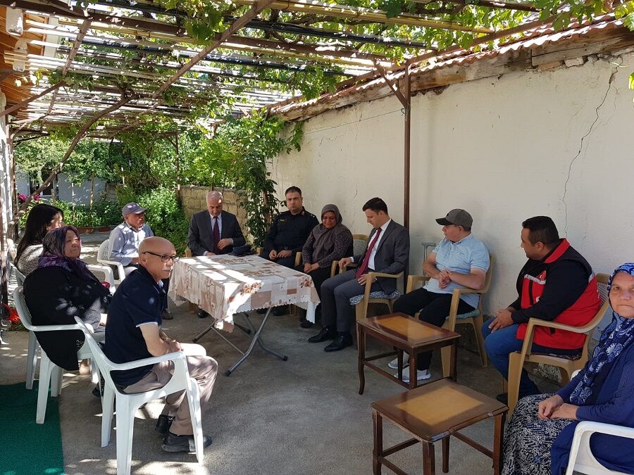 Kaymakam Nurullah Kaya,  şehit ailesini evinde ziyaret etti