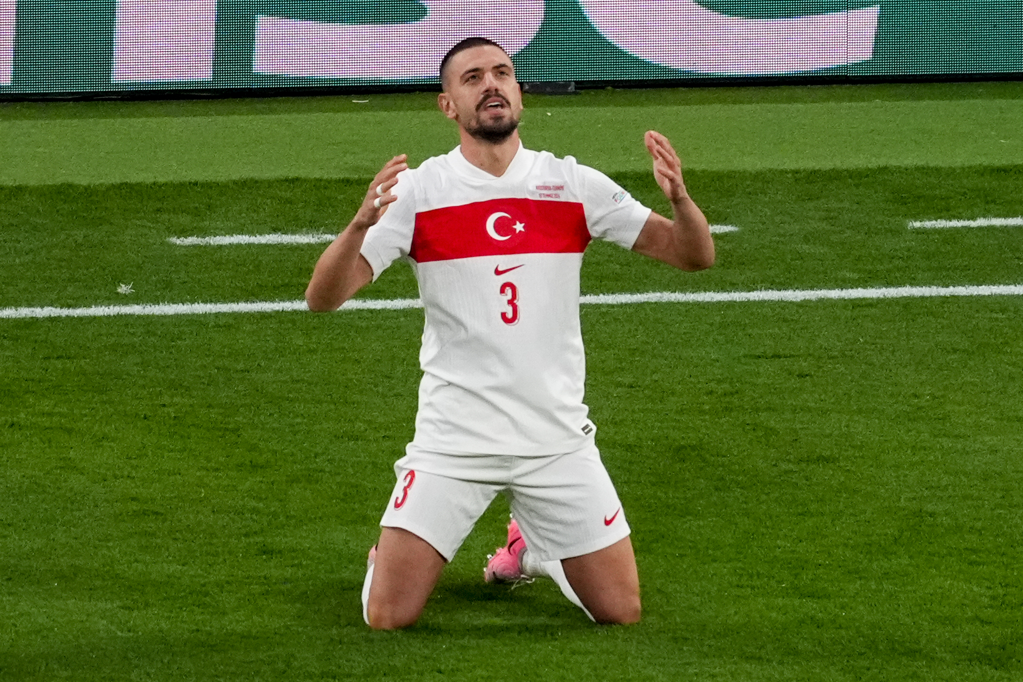 Merih Demiral imzayı atıyor: Süper Lig devinden fırsat transferi!