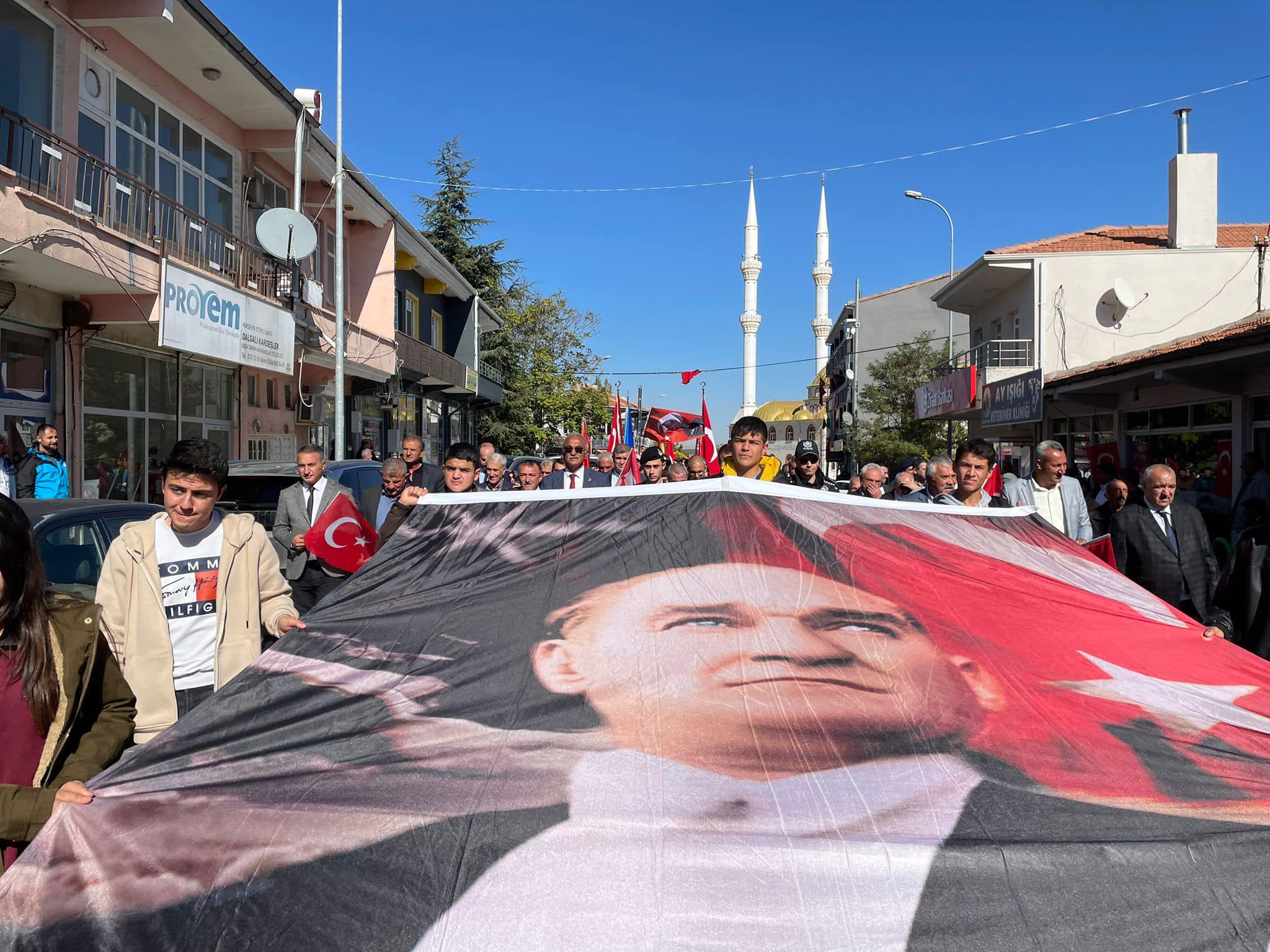 Boztepe Ilçesi Cumhuriyetin 101. Yılını Coşkuyla Kutladı! 2