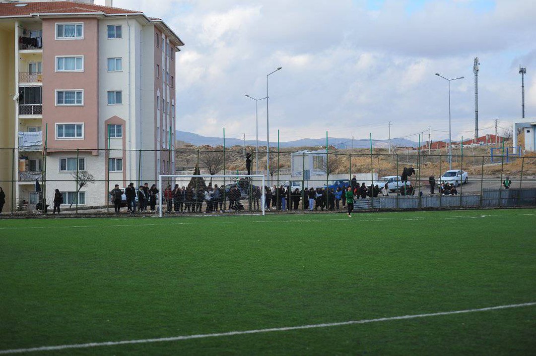 Gelen Rakip Takımlara Rezil Oluyoruz (1)