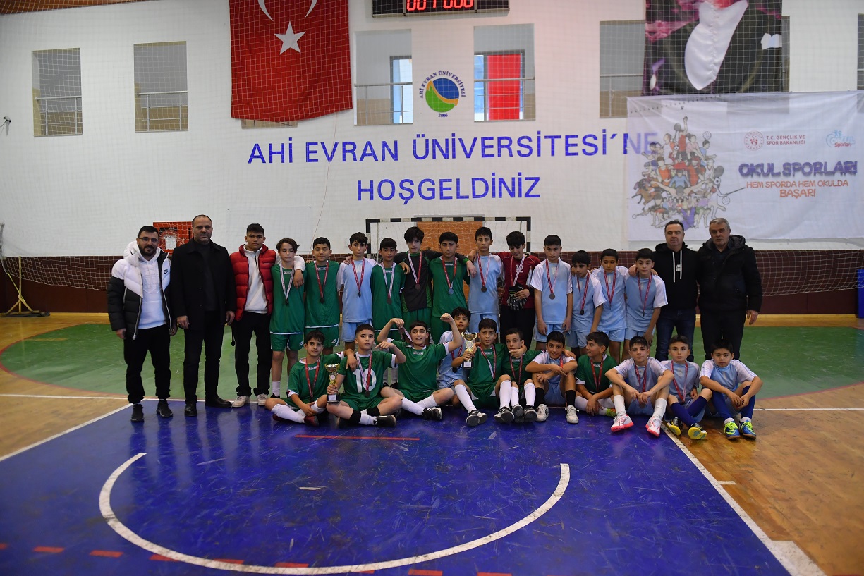 Kırşehir İmam Hatip Ortaokulu 3’Üncü Oldu (1)