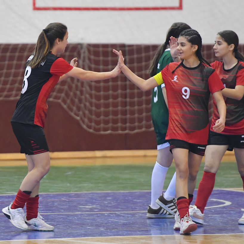 Spor Lisesi Futsalda Şampiyon (1)