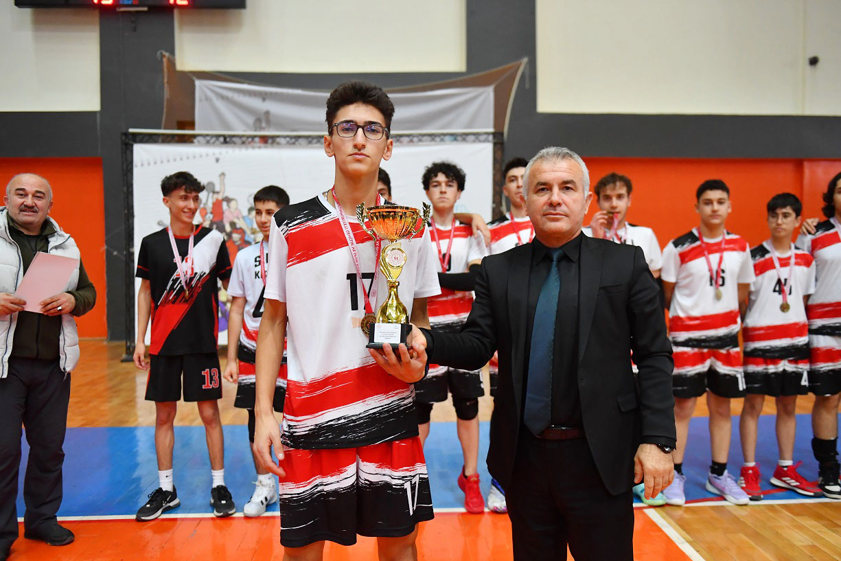 Voleybolda Kırşehir’in En Büyüğü Sıddık Demir (3)