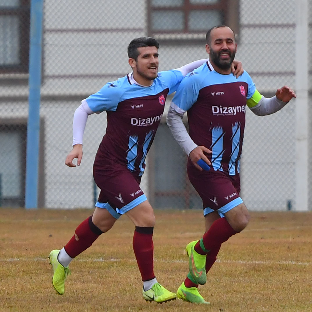 İlk Yarıyı Yetişen Yıldızlar Lider Tamamladı (3)