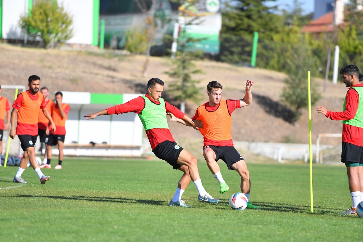 Kırşehirspor, Karşıyaka Maçına Sıkı Hazırlanıyor (1)