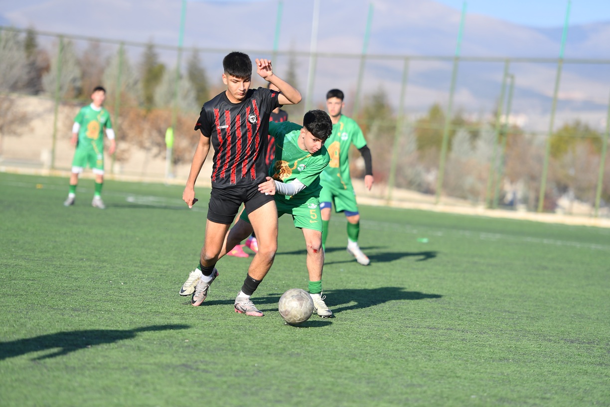 Kırşehirspor U17, 90’Da Yıkıldı 2 2 (2)