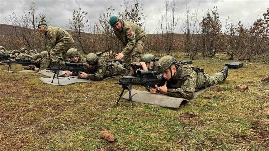 Mehmetçikten Kosovalı Askerlere Keskin Nişancı Eğitimi