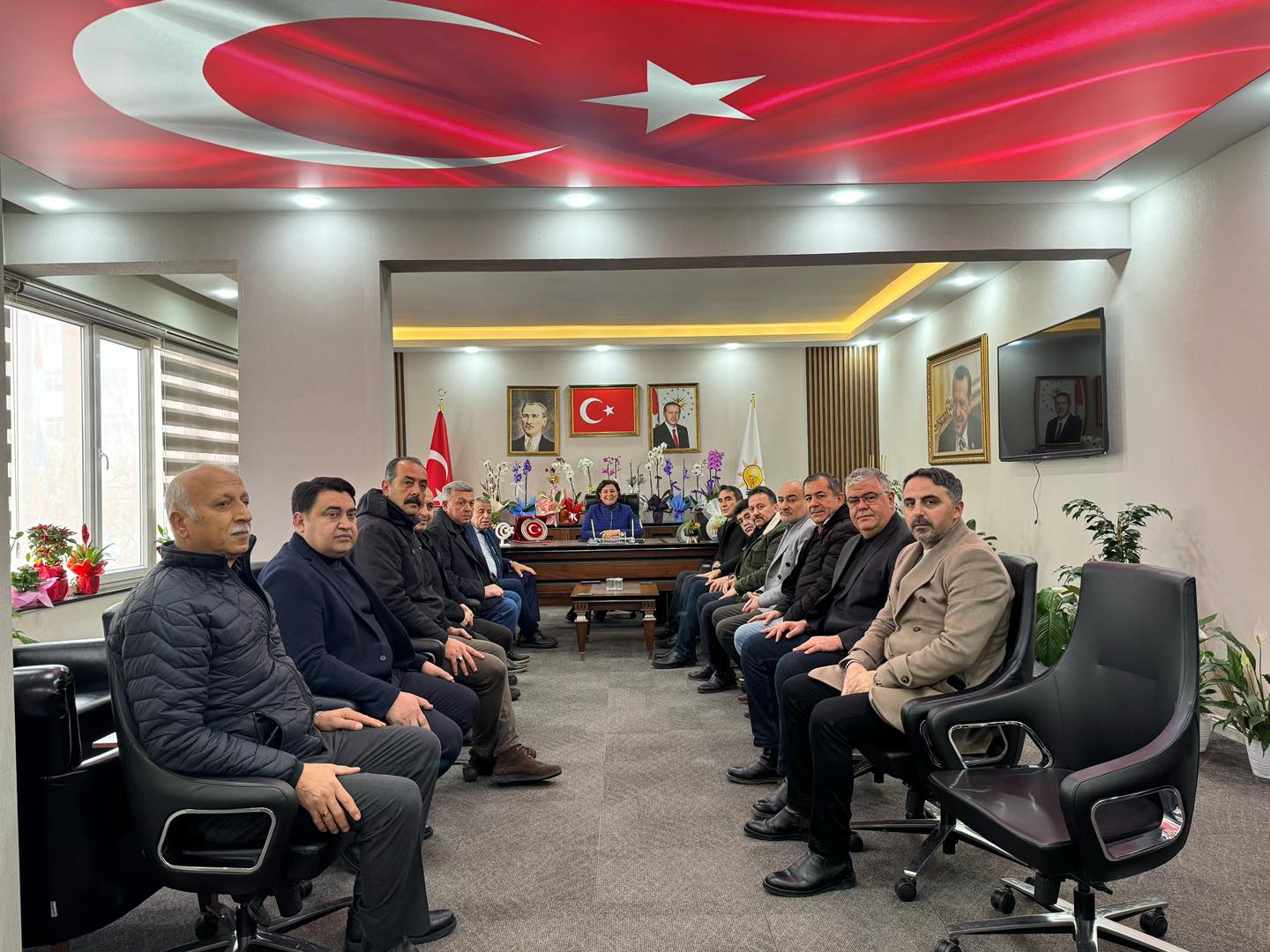 Esnaf Odalarından Başkan Ünsal’a Ziyaret.jpg22