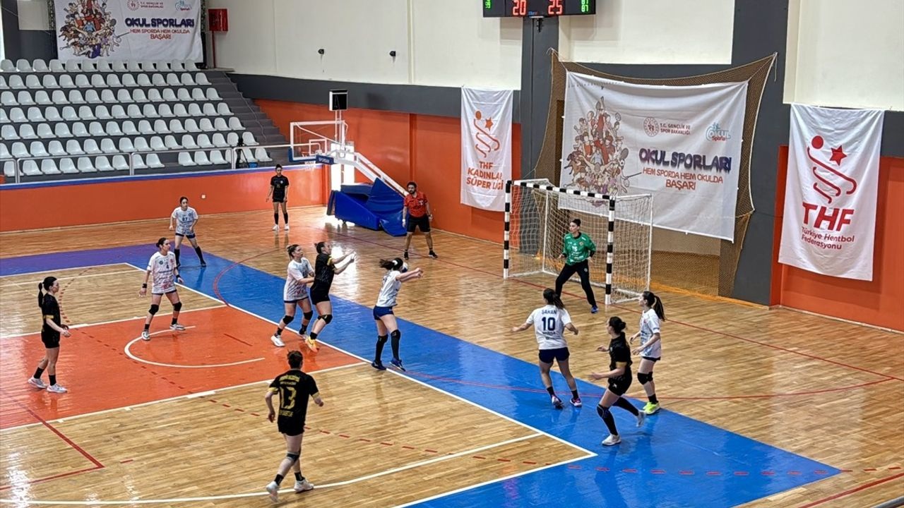 Hentbolda Bursa’ya Boyun Eğdik 27 30 (1)