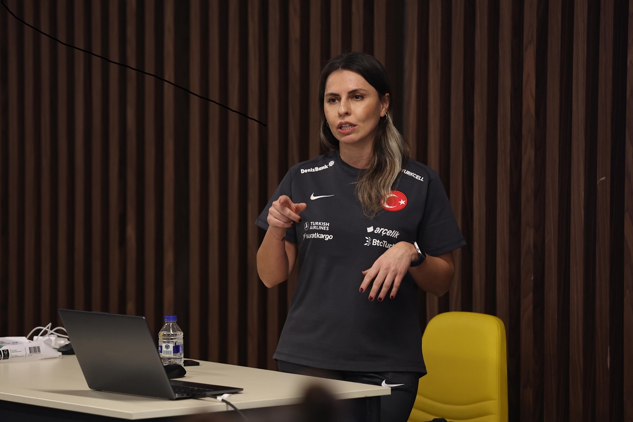 Iııııııııııııı