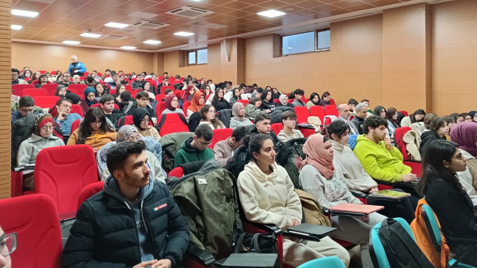 Iliyorum Güvendeyimrojesi Kapsamında Eğitim Verildi