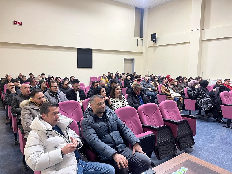 Kırşehir'de Afad'tan Kuruluşlara Afet Farkındalık Ve Yangın Eğitimi!2