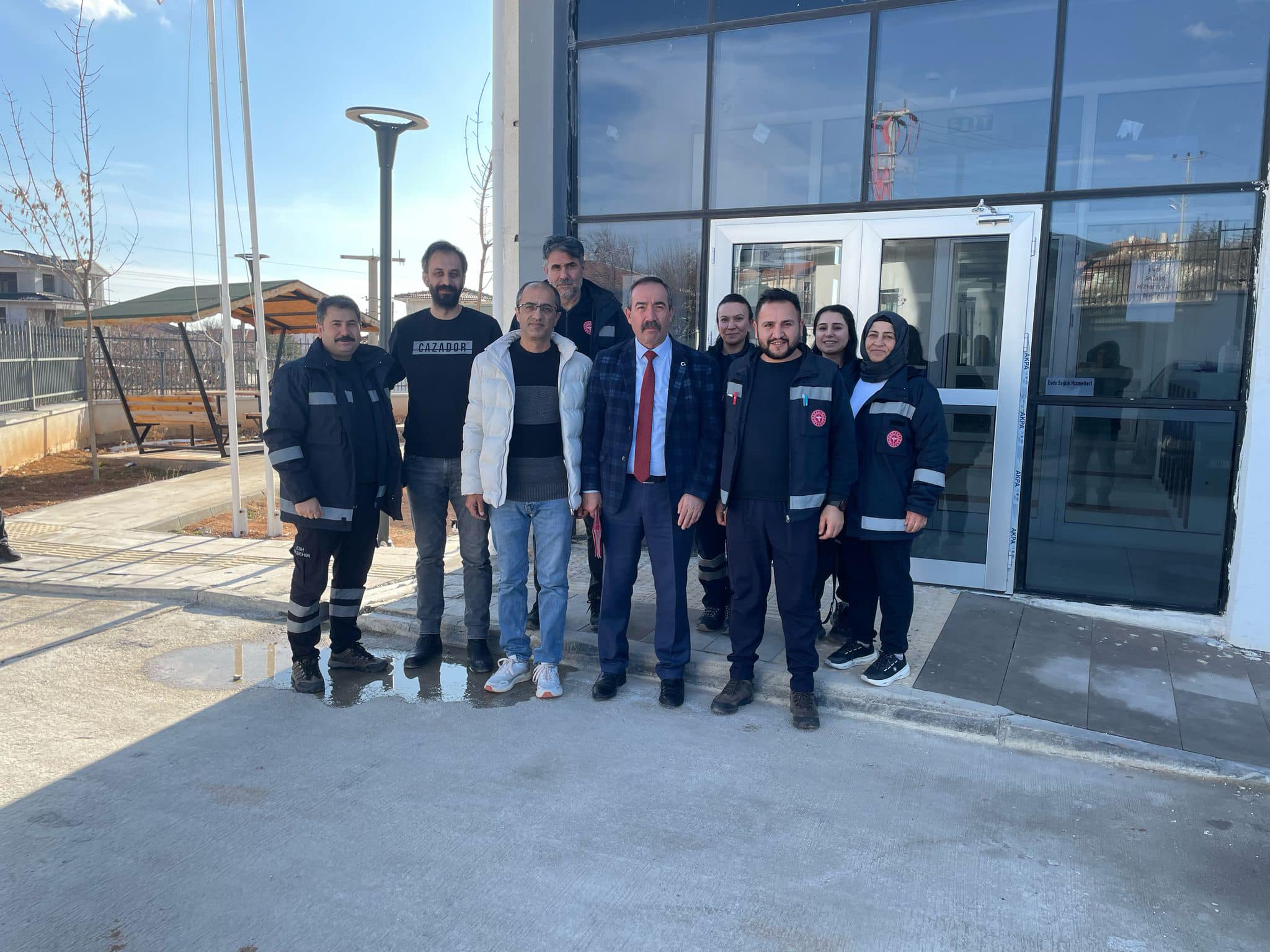 Sağlık Çalışanları Sahada Ziyaret Edildi