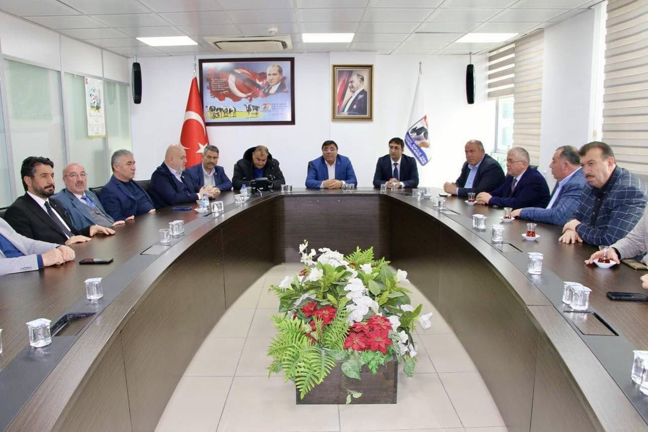 Süt Üretimi Sorunları Konuşuldu