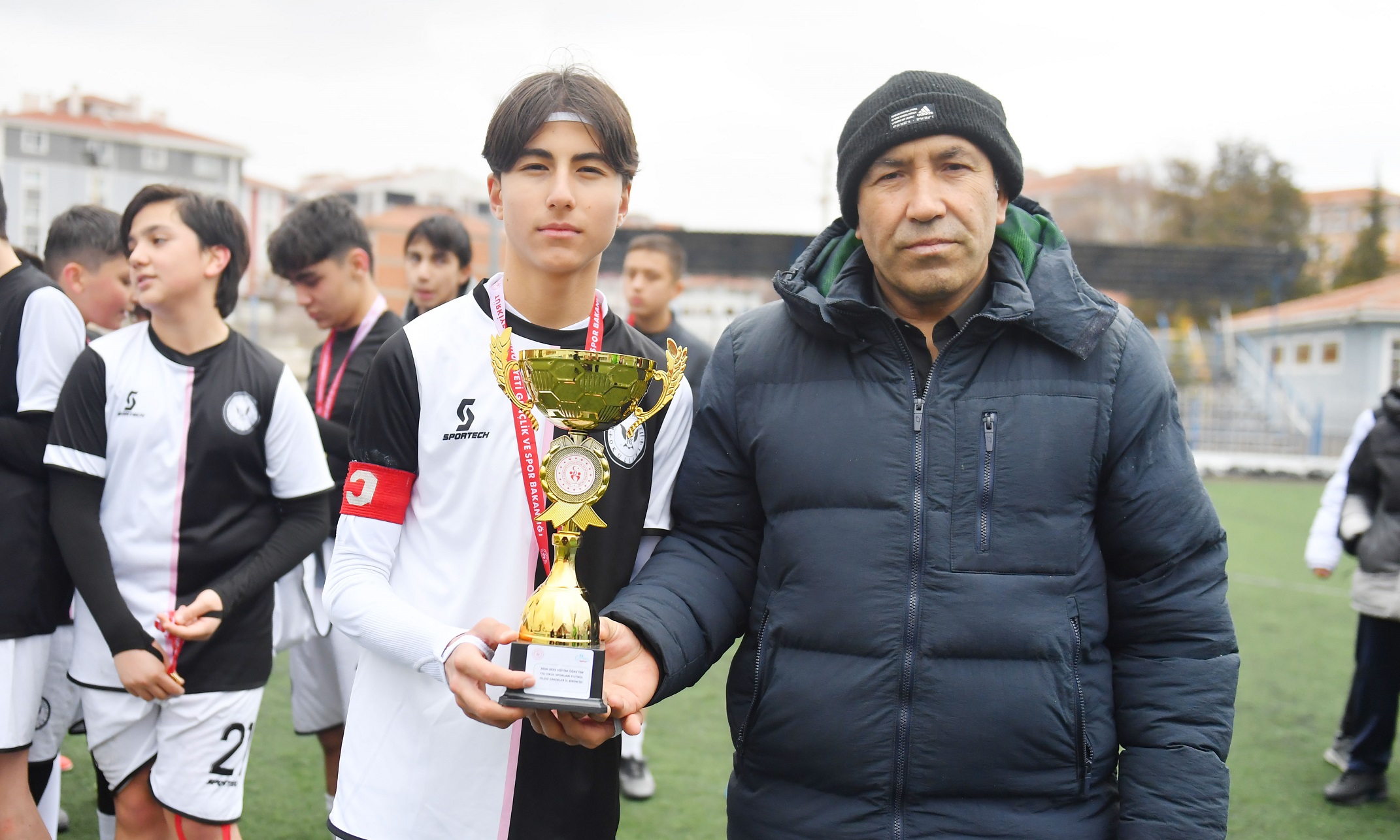 Yıldızlar Futbolda Şampiyon Özel Kırşehir Ortaokulu Oldu 5 2 (3)