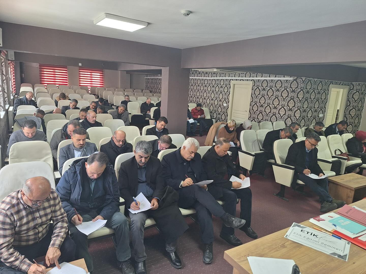 Eğitimde Etik Bilincini Artıran Seminer Kırşehir'de Düzenlendi1
