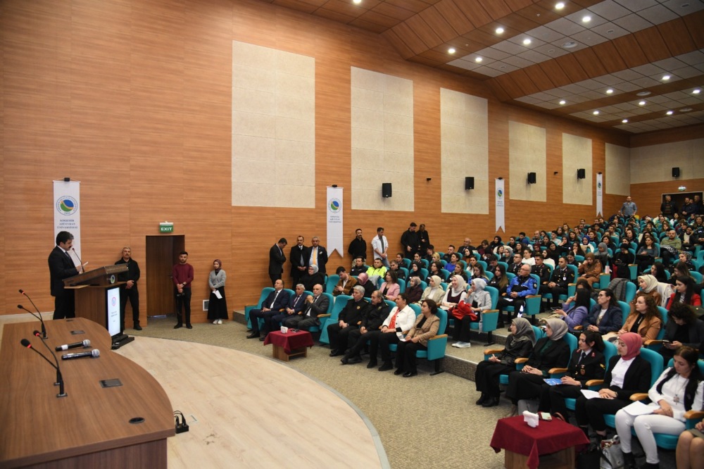 Kırşehir’de O Güne Özel Panel Düzenlendi!2