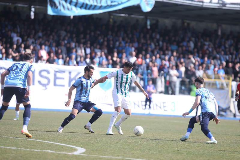 Kütahyaspor, Bursaspor’a Ilk Yenilgisini Tattırdı 3 1 (3)