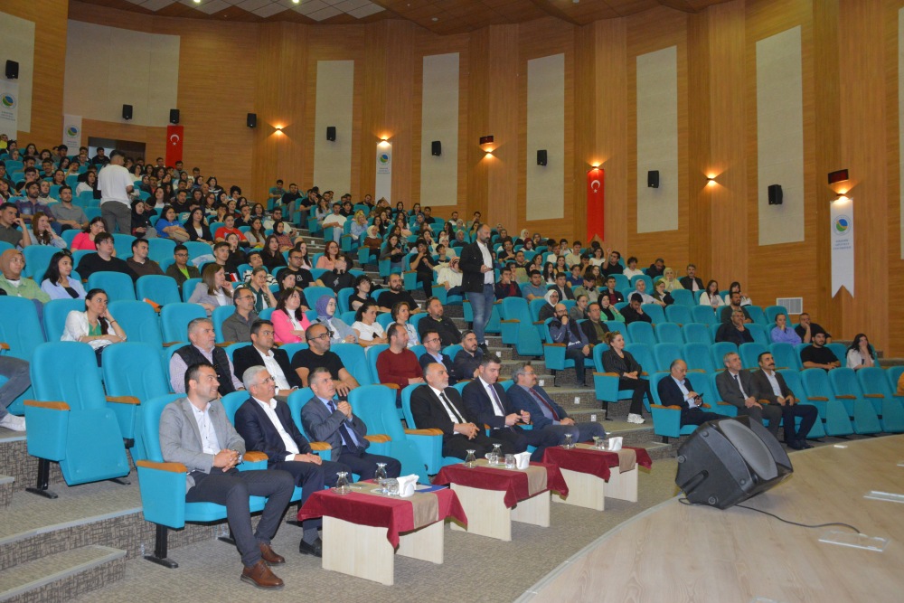 Kırşehir Ahi Evran Üniversitesi Öğrencilere Hangi Konularda Eğitim Verdi2