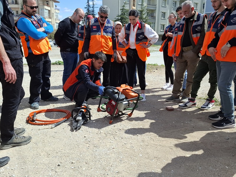 Kırşehir, Gönüllüleri Ile Olası Afetlere Hazır!2