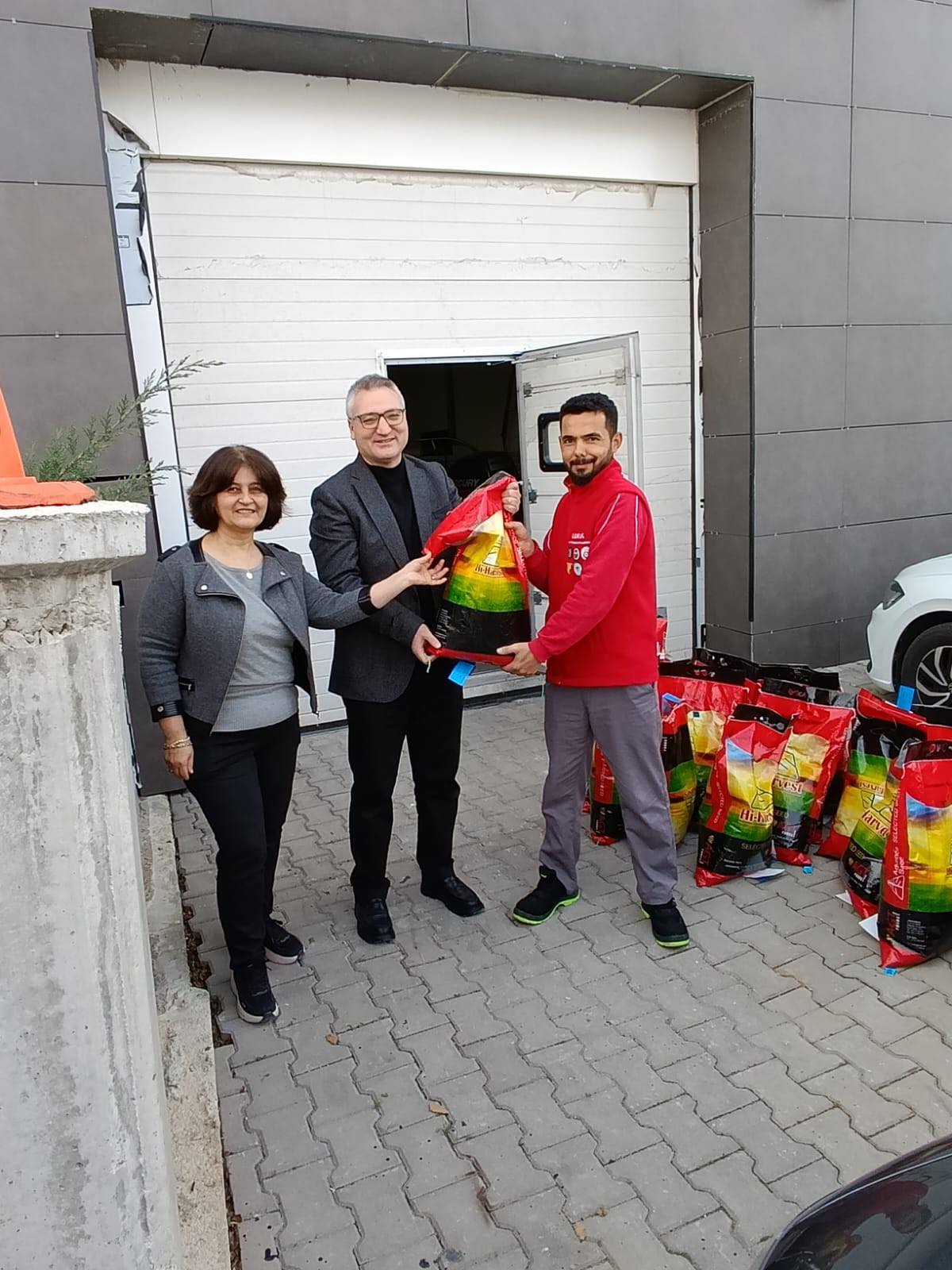 Kırşehir’de Çiftçiye 1870 Kg Tohum Desteği Verildi!1