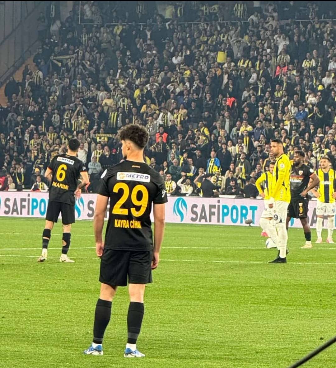 Tebri̇kler Kayra (2)