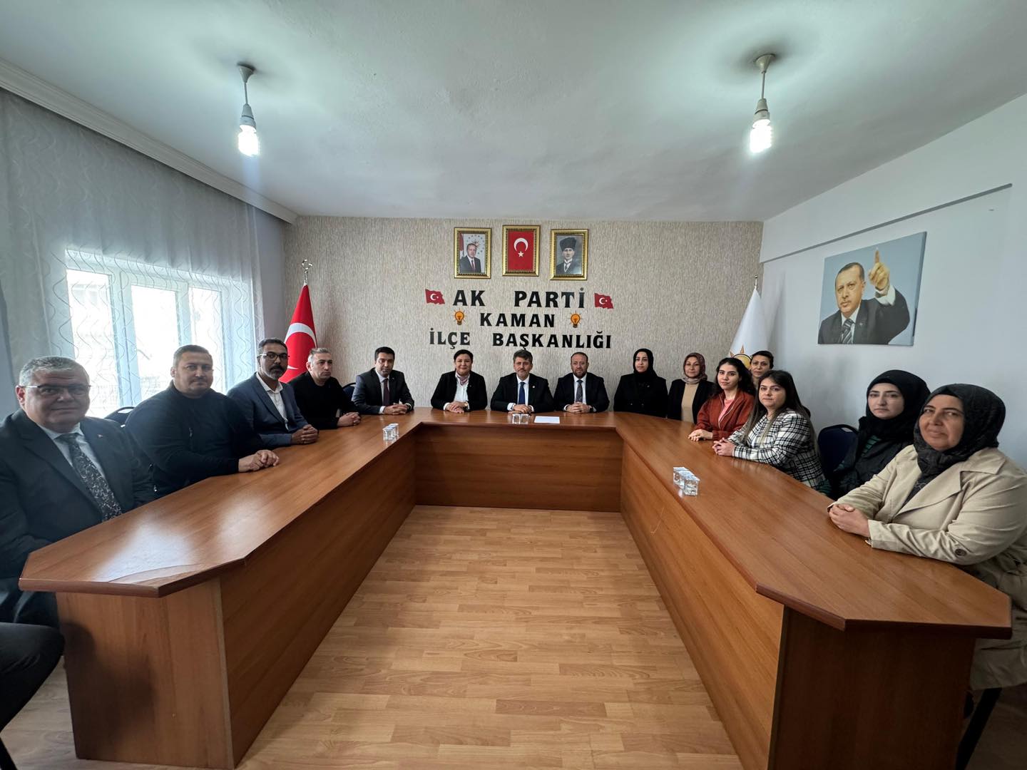 Ak Parti Kırşehir Teşkilatında İstişare Ve Dayanışma Buluşması