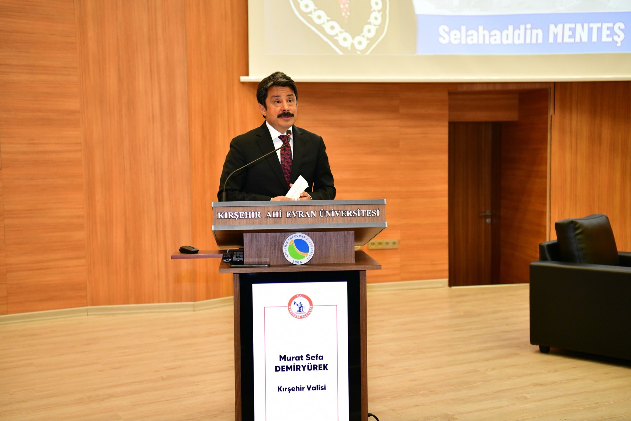 Anayasa Mahkemesi Üyesi Selahaddin Menteş Kırşehir’deydi4