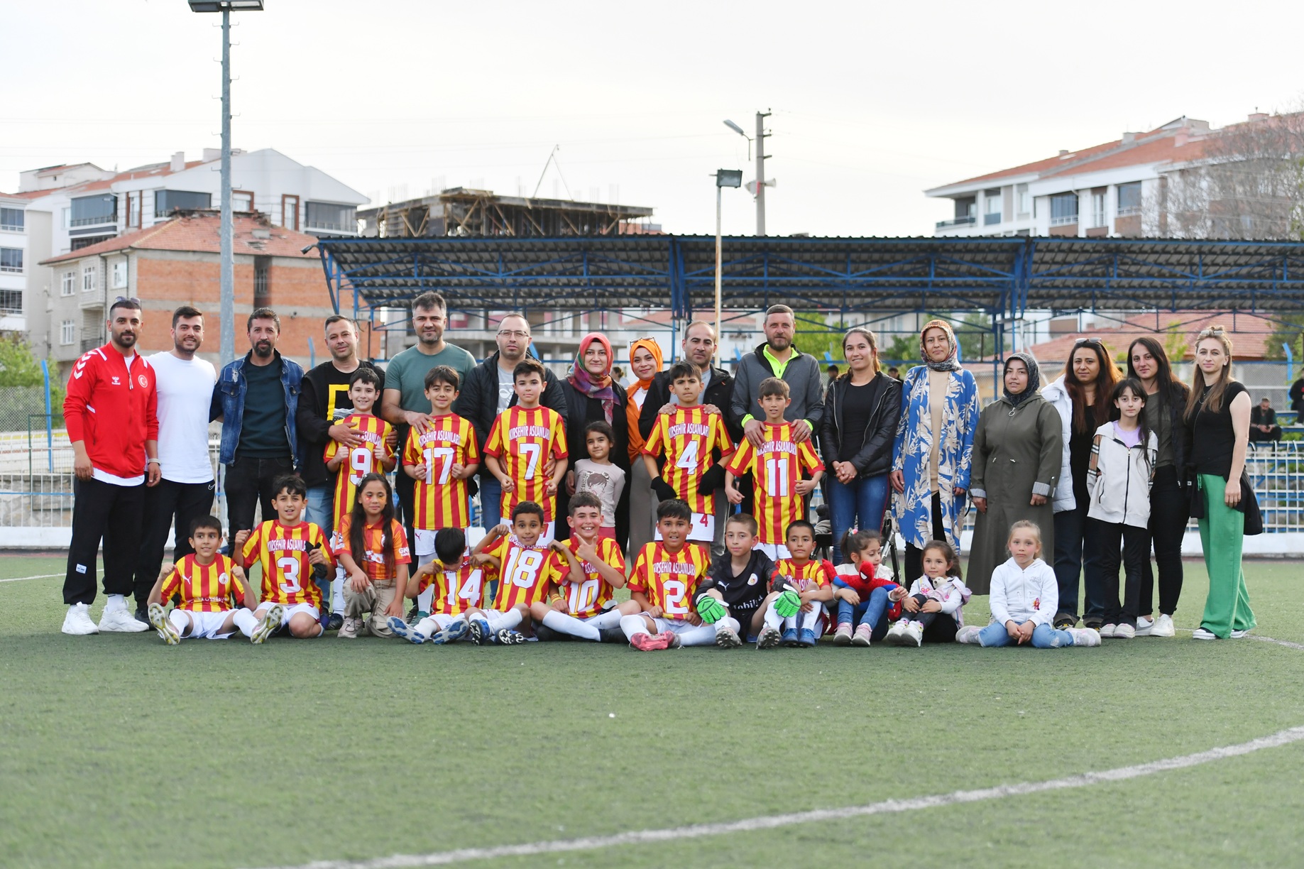 Aslanlar, 2 0’Dan Gelerek 5 2 Kazandı (4)