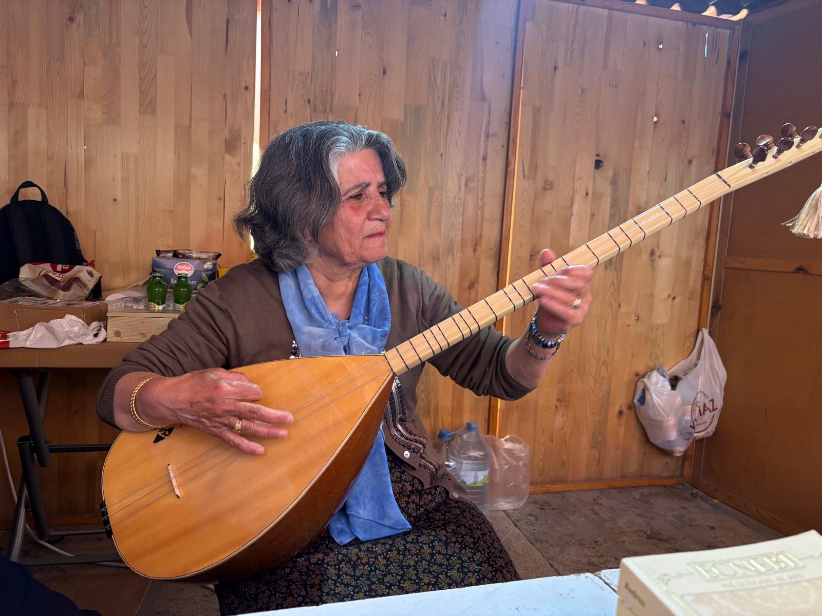 Ayşe Tekiiin
