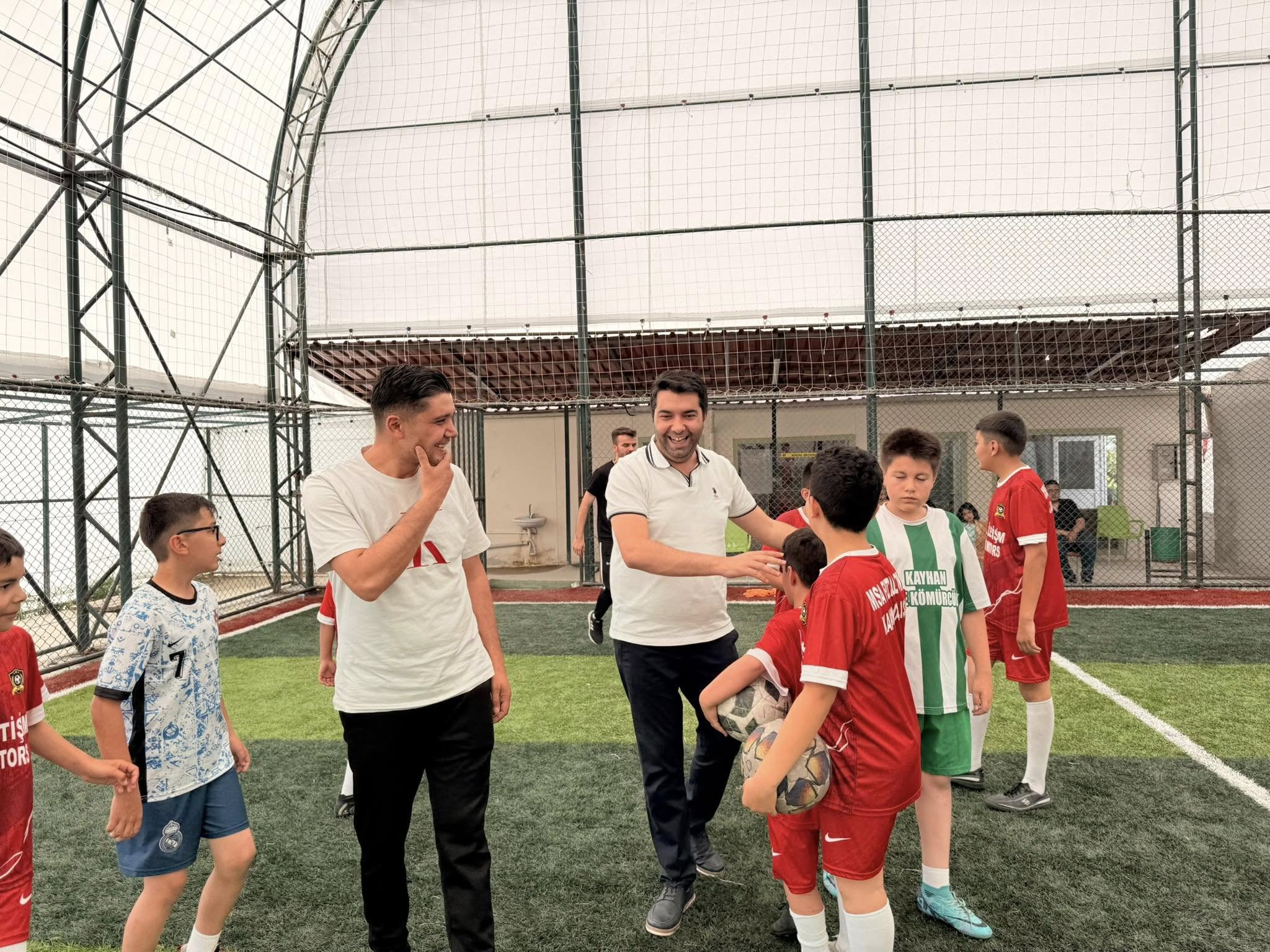 Başkan Demirci, Geleceğin Futbolcu Adaylarını Ziyaret Etti (2)