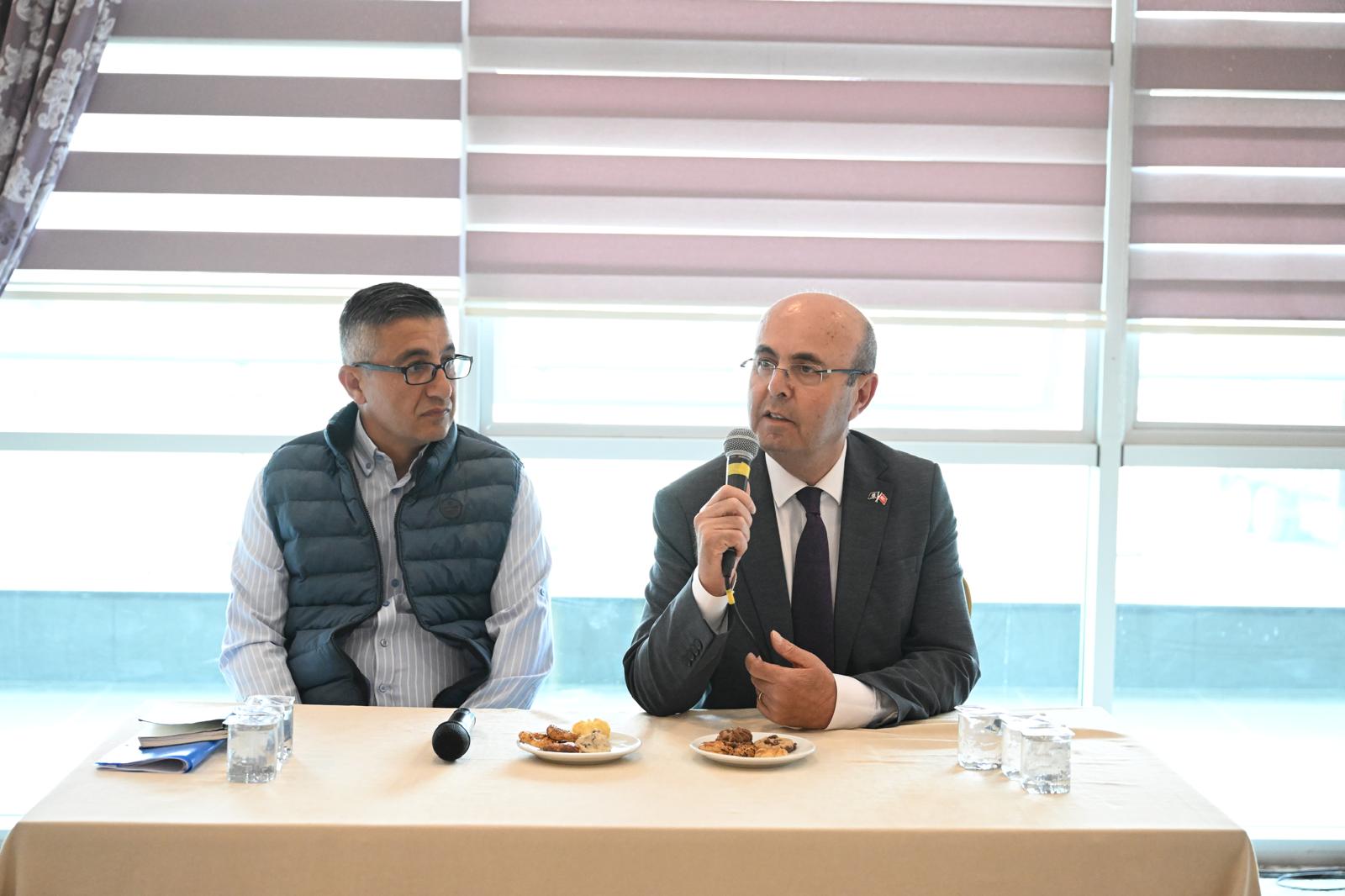 Başkan Ekicioğl“Hizmet Verimliliğini Artırmak İçin Sürekli İstişare Halindeyiz”