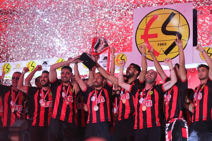 Es Es Kupasını Kaldırdı (1)