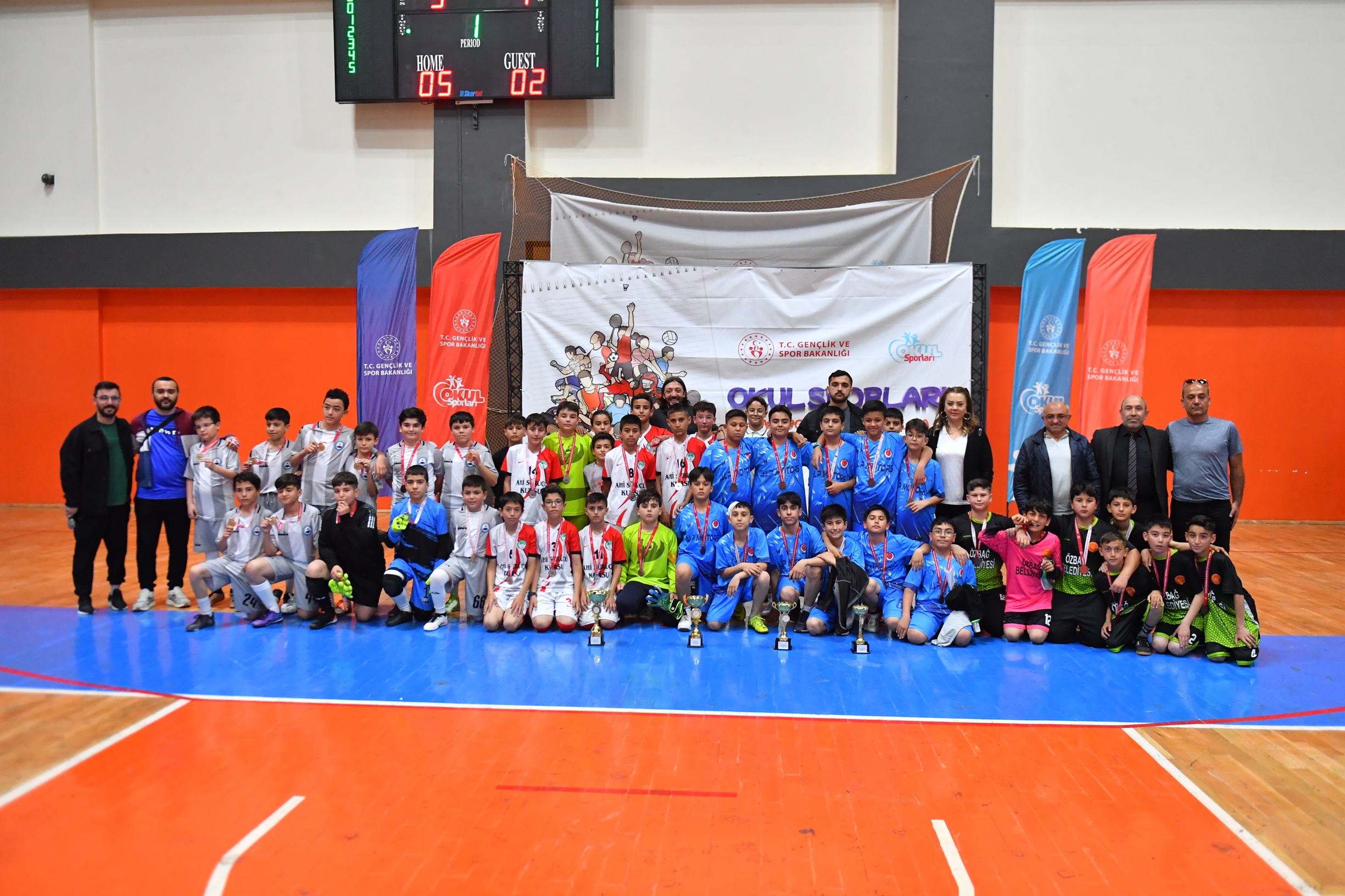 Futsal, Küçüklerde Şampiyon Çiçekdağı 5 2 (3)