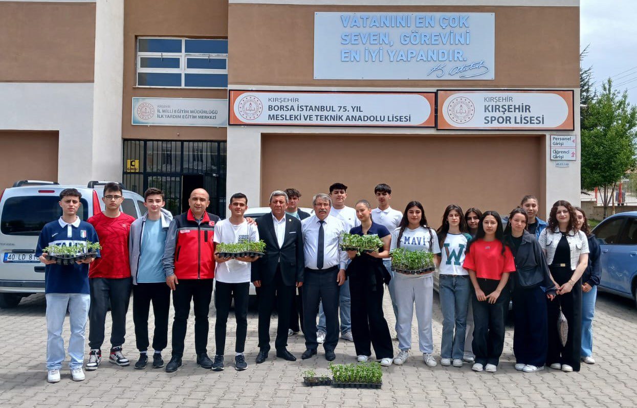 Geleceğin Çiftçileri İlk Fideyi Dikti!1