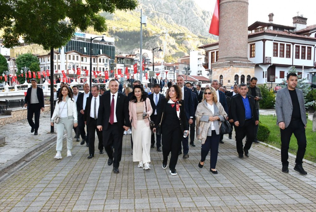 İl Belediye Başkanları Toplantısında Zirai Don Krizi Masaya Yatırıldı