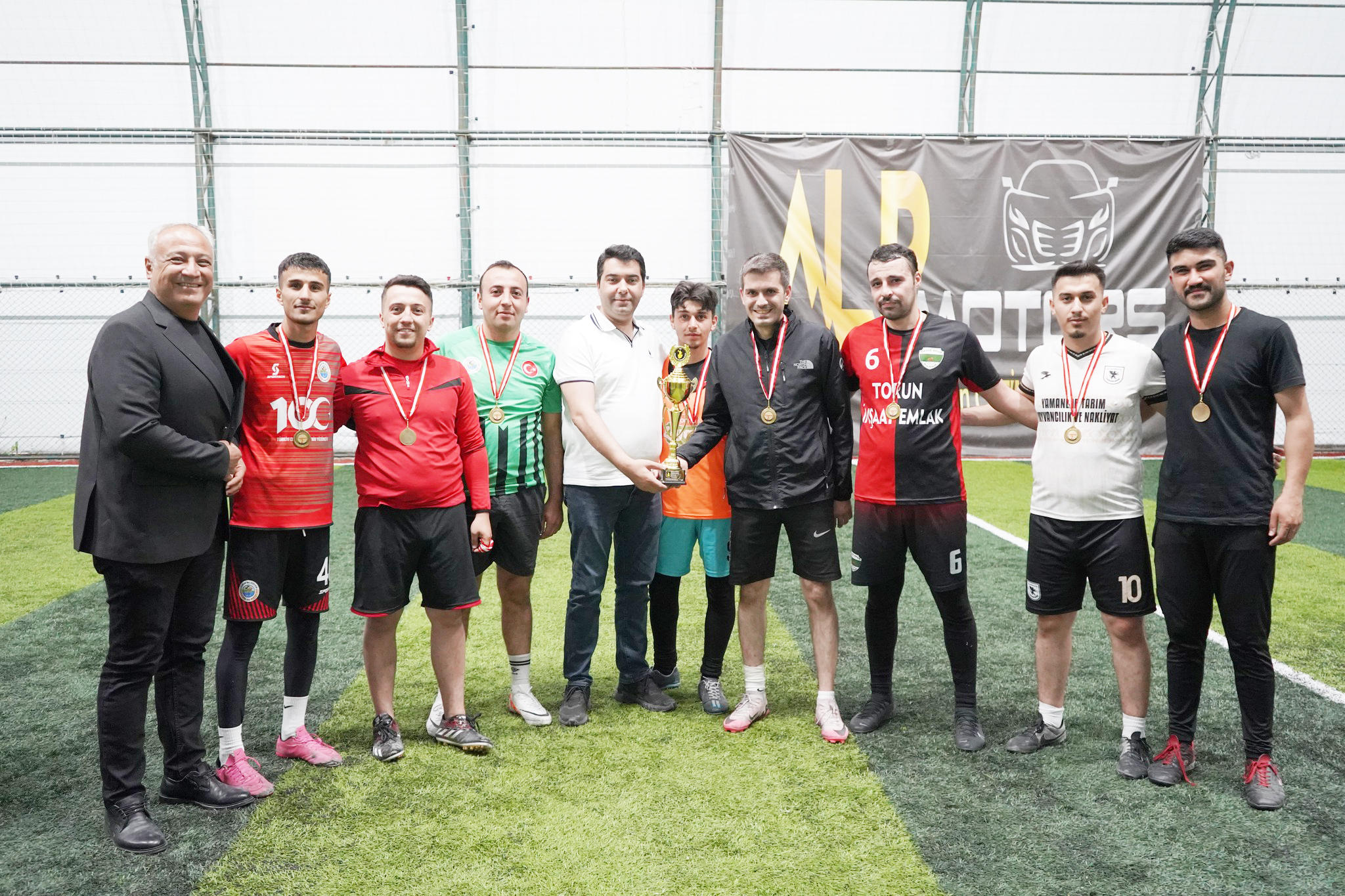 Kaman Esnafı, Futbol Turnuvasında Bir Araya Geldi (1)