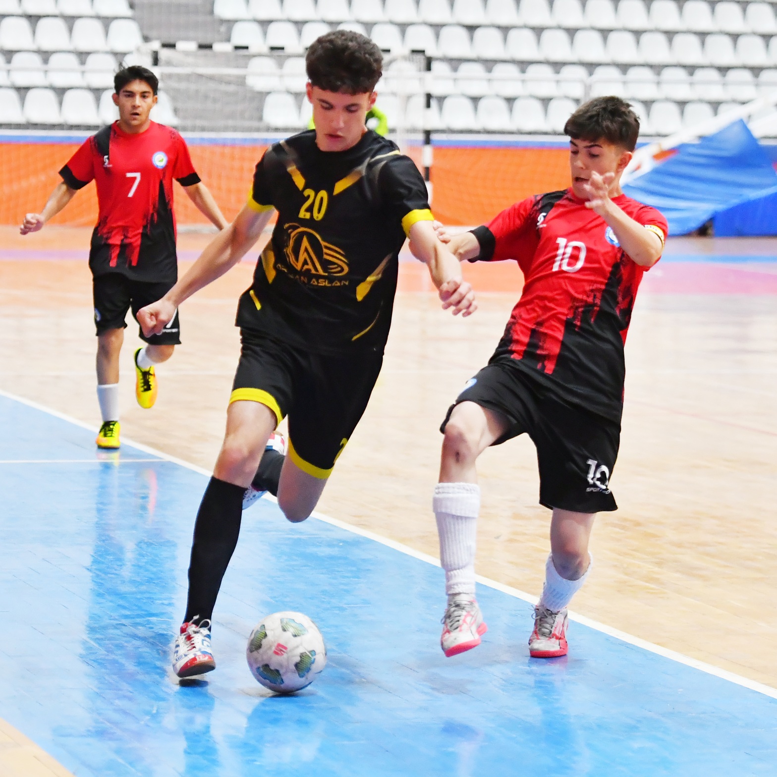 Kaman Fen Lisesi, Futsal B’de Şampiyon (1)