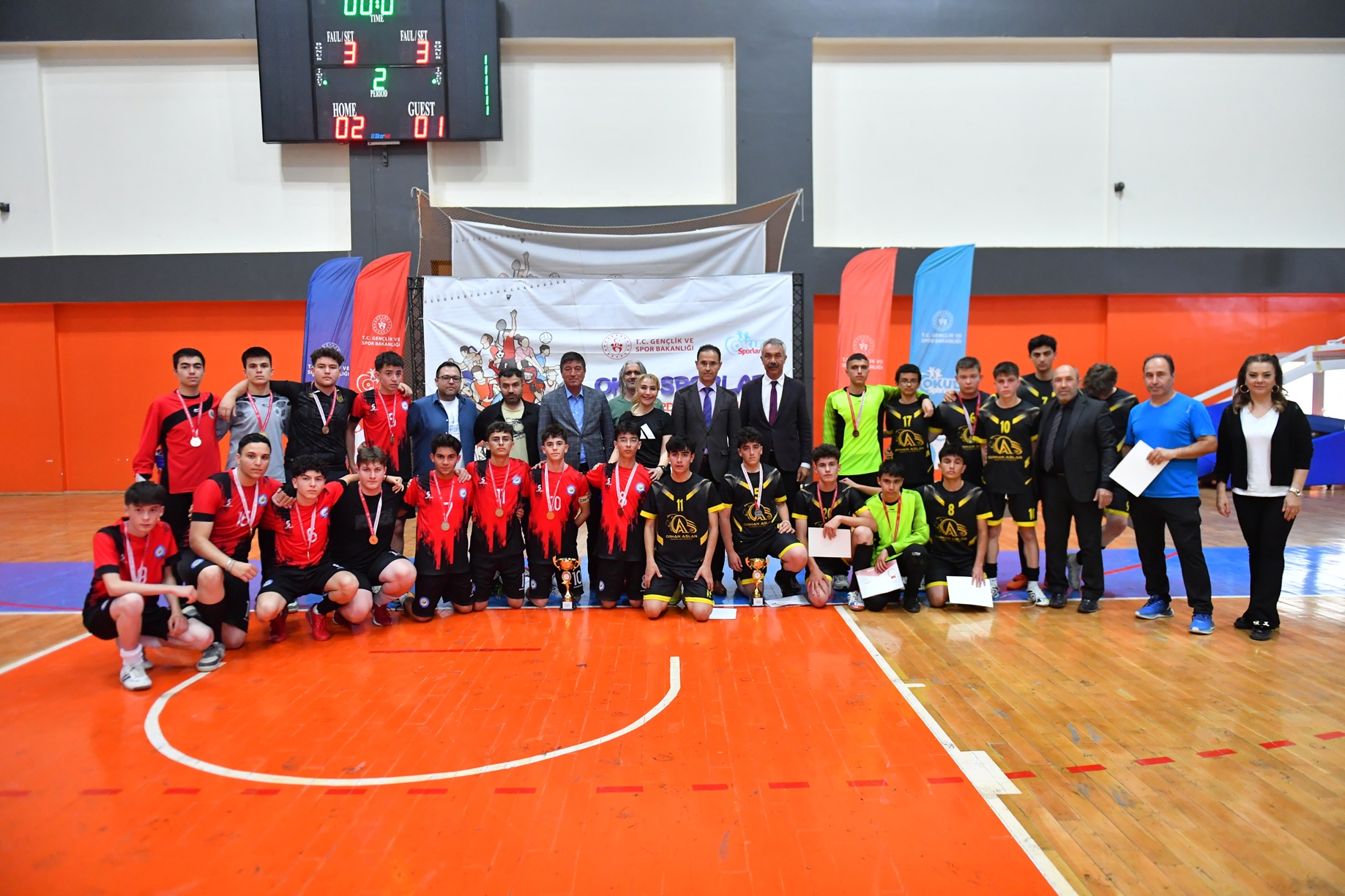 Kaman Fen Lisesi, Futsal B’de Şampiyon (3)