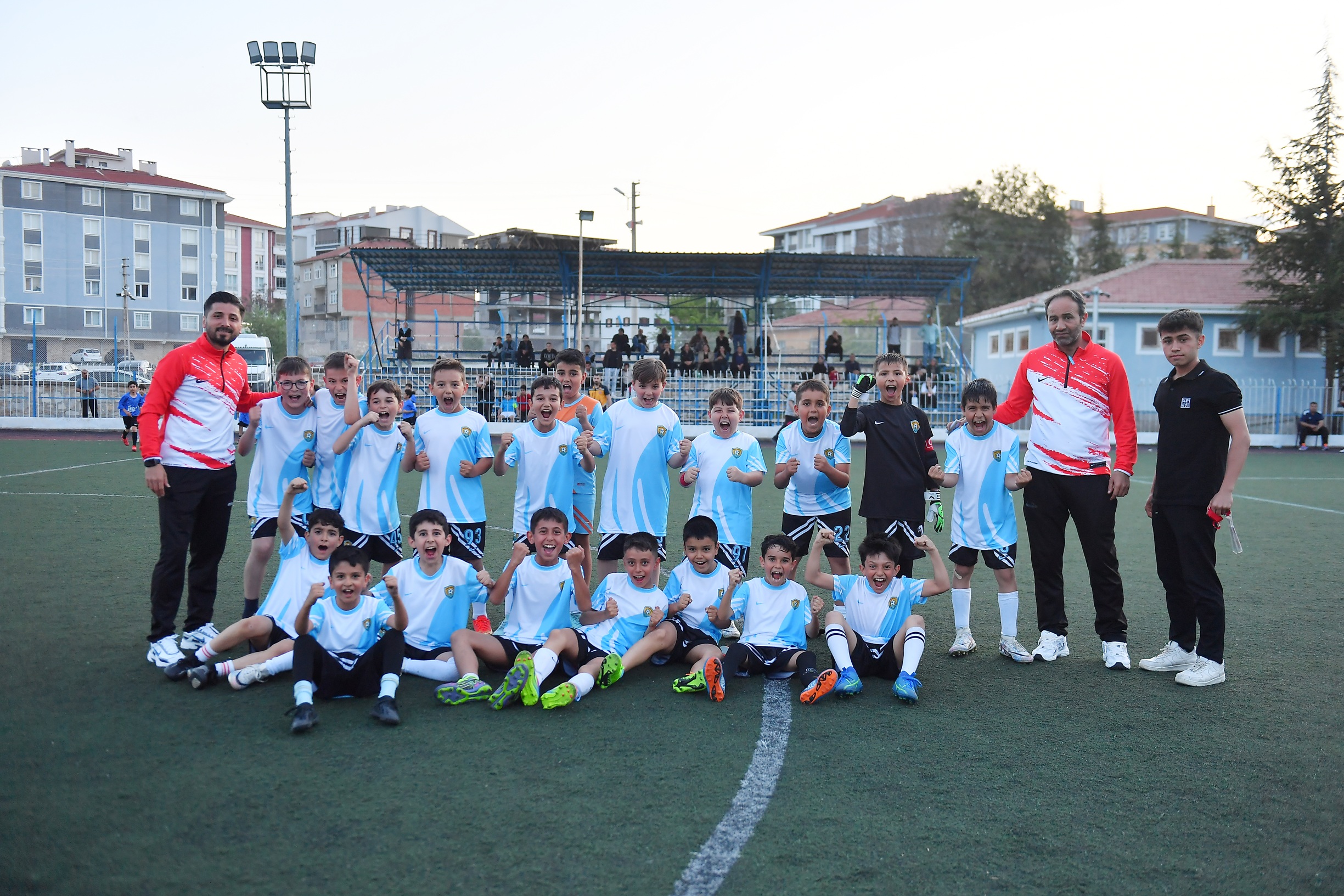 Kamanspor, Yasin Ile Güldü 3 (4)