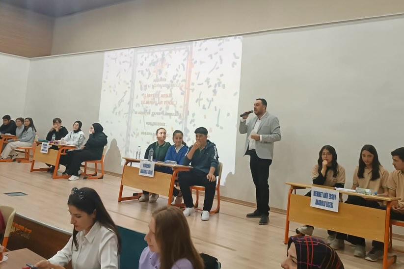Kırşehir’de Bilgi Yarışmasının Final Heyecanı Yaşandı!