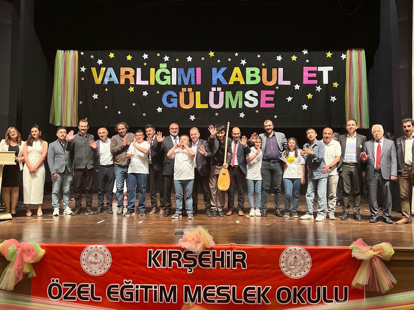 Kırşehir’de Özel Öğrencilerden Duygu Dolu Program