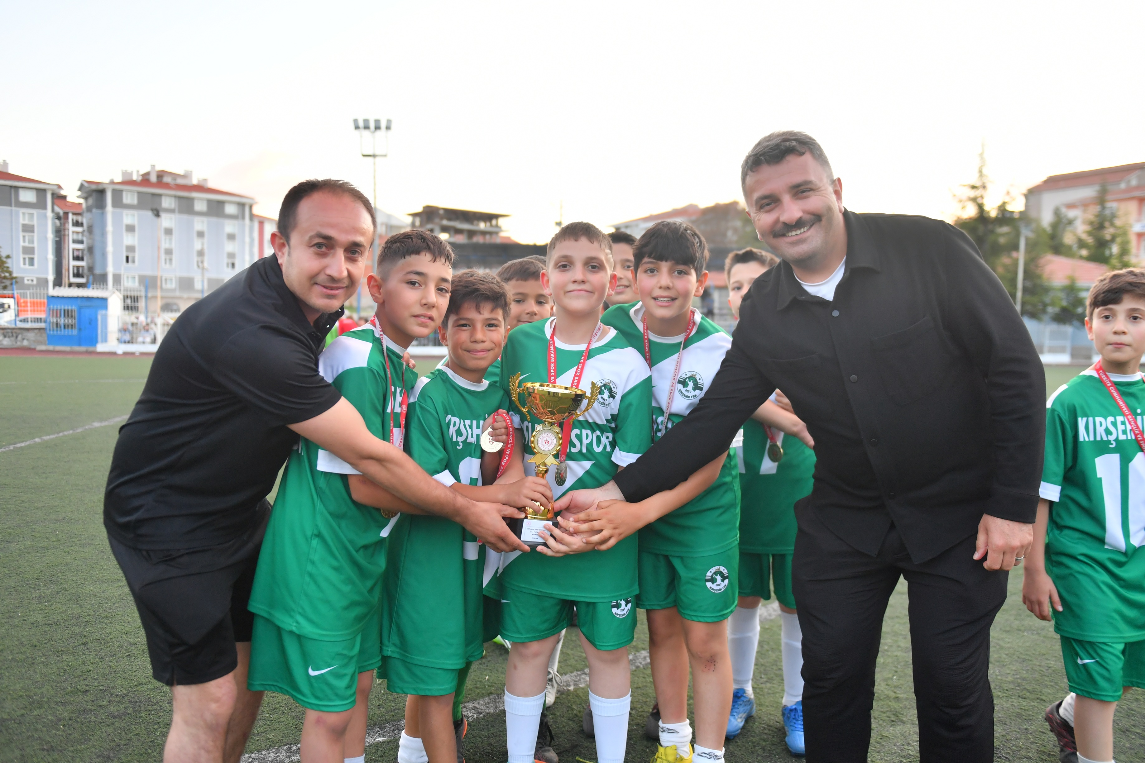 Kirşehi̇rspor U11’De Şampi̇yon (3)