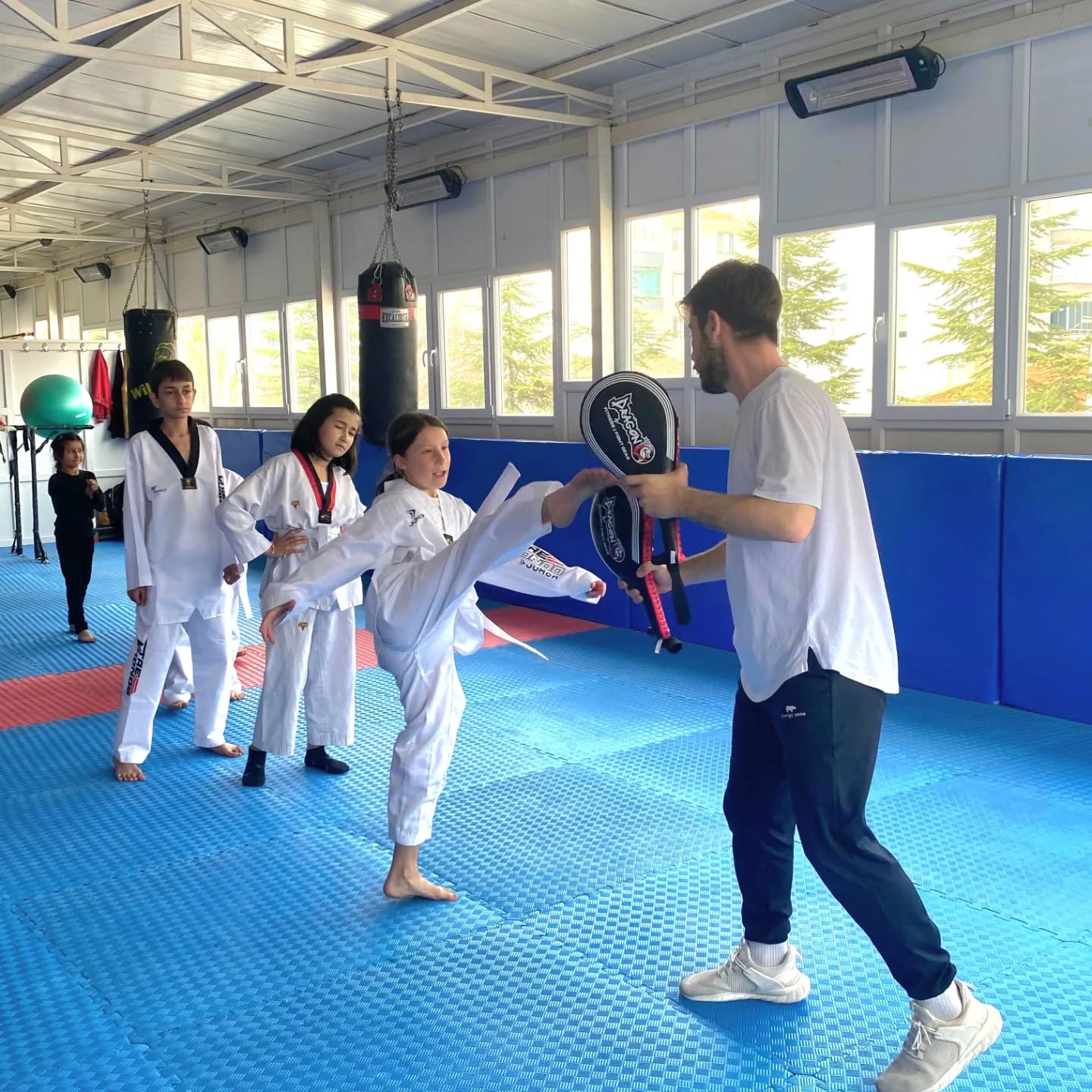 Mucurlu Gençler, Taekwondo Sporuna Yoğunlaştı (1)