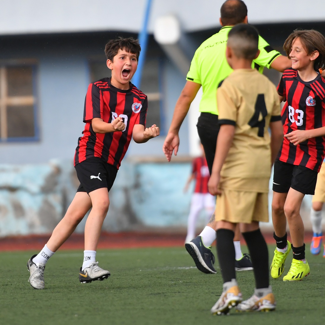 Ömer Halisdemir 3’Te 3 Yaptı 2 1 (2)