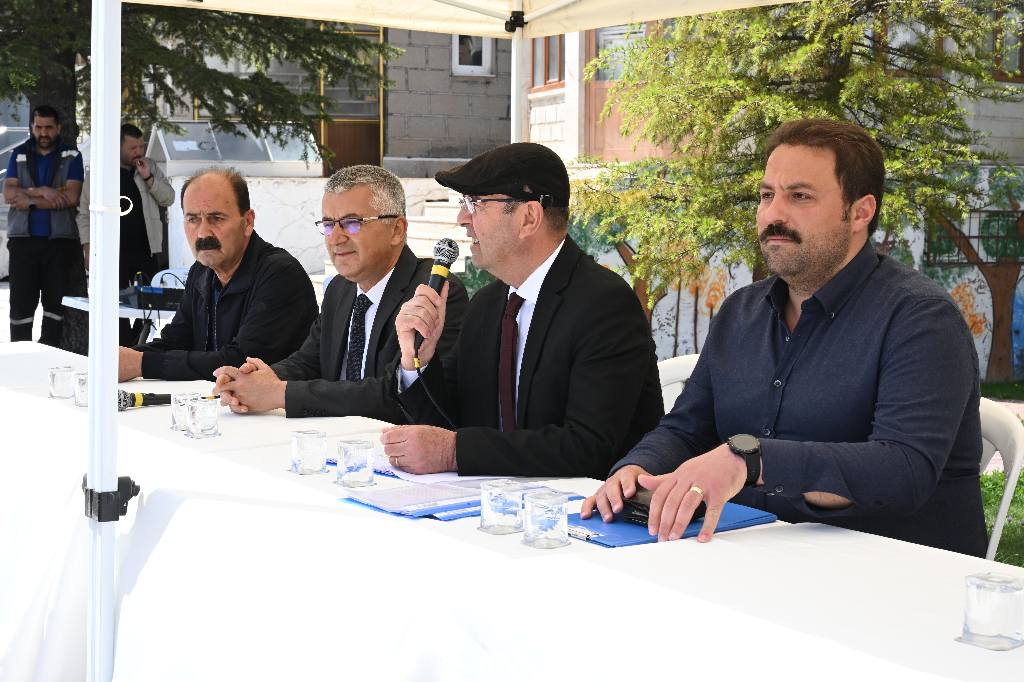 Sanayinin Sorunları Tartışıldı