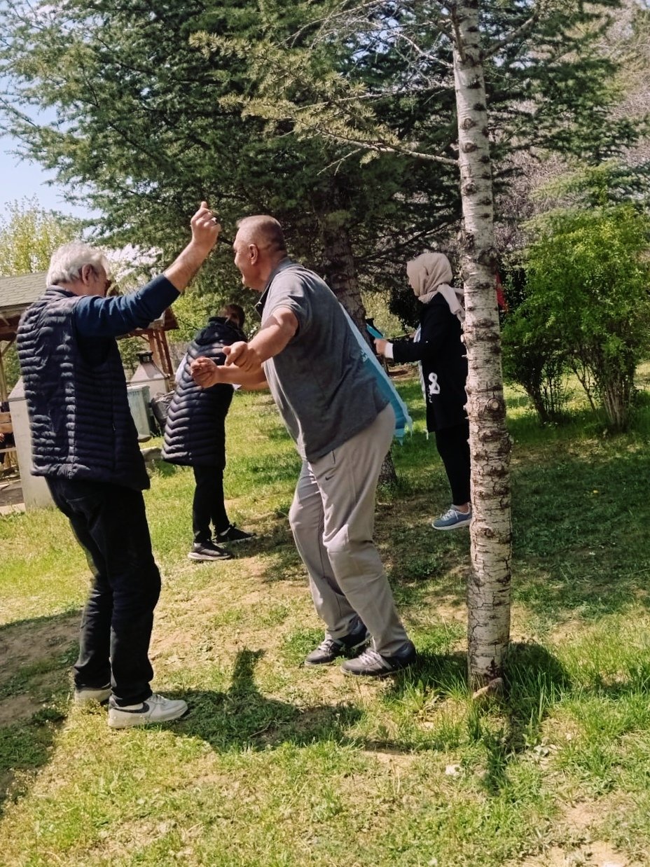 Seyfe Gölü’nde Hıdırellez’i Kutladılar.jpg3